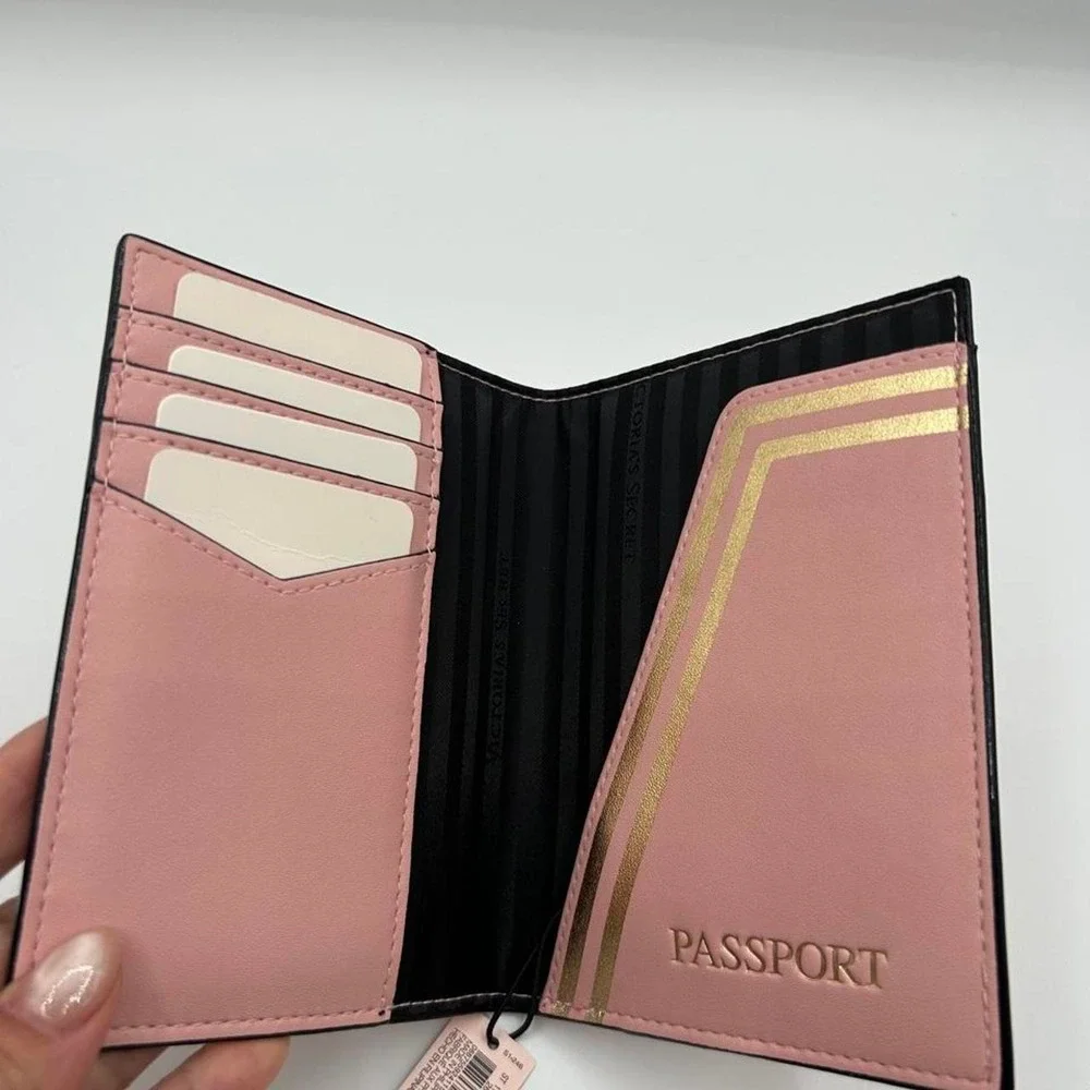 Victoria's Secret Signature Pink Stripe Passport Cover Case Wallet NWT.